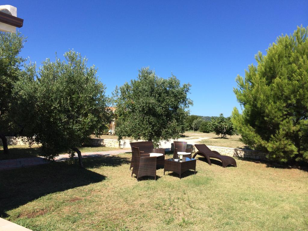 Residence Gli Stingi Βιέστε Εξωτερικό φωτογραφία