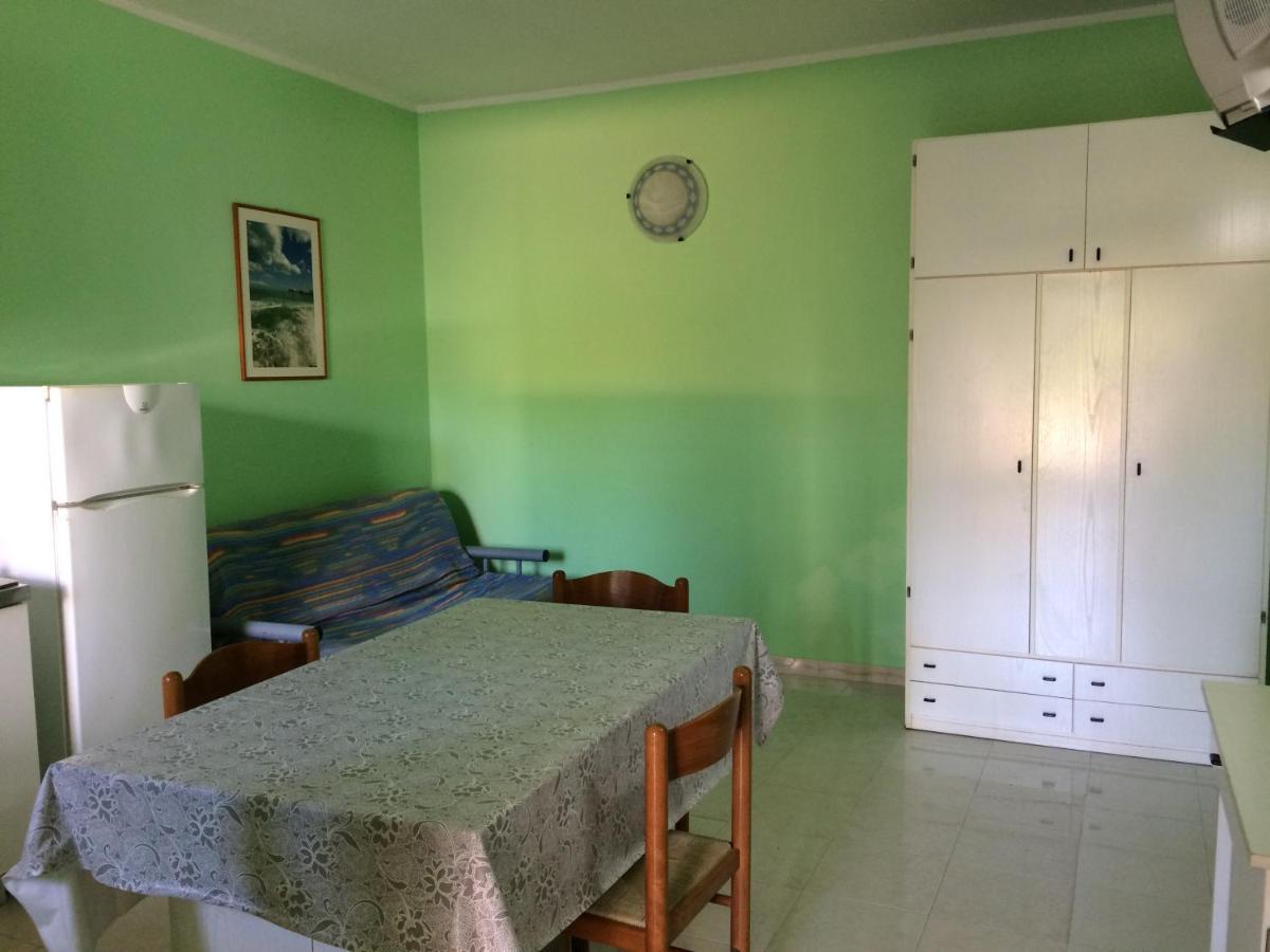 Residence Gli Stingi Βιέστε Εξωτερικό φωτογραφία