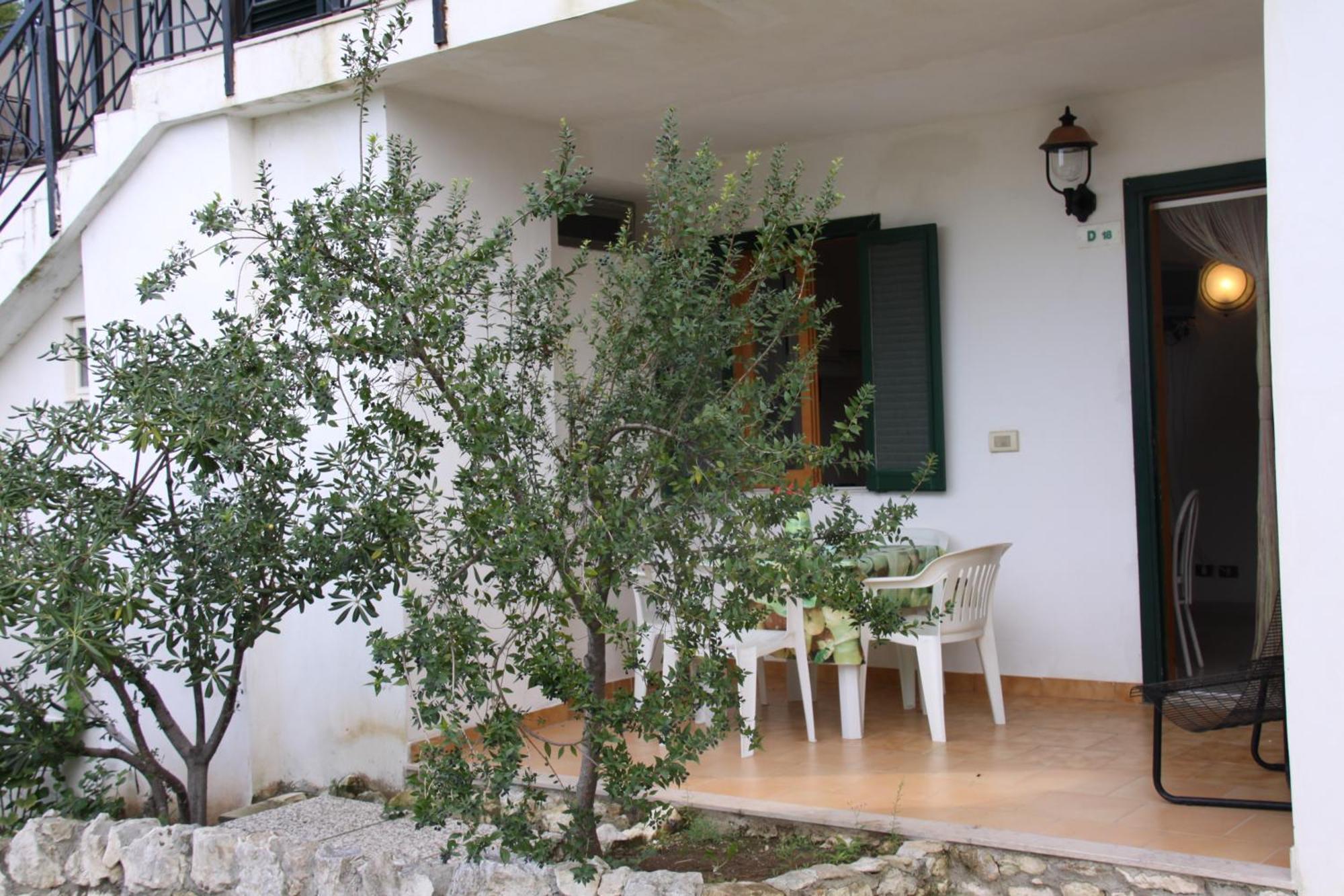 Residence Gli Stingi Βιέστε Εξωτερικό φωτογραφία