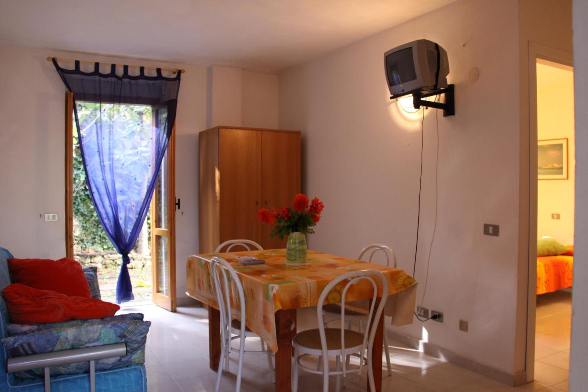 Residence Gli Stingi Βιέστε Εξωτερικό φωτογραφία