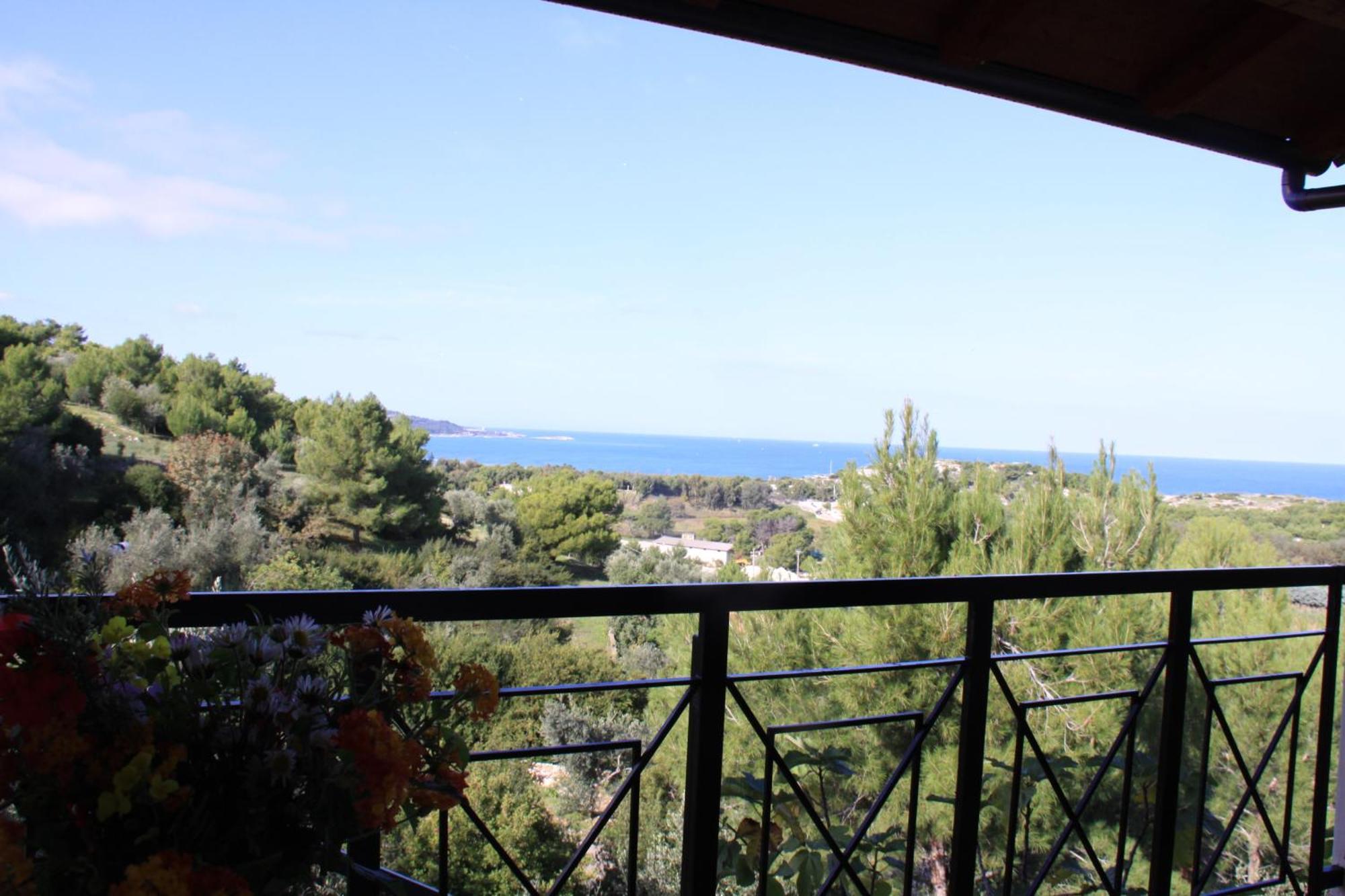 Residence Gli Stingi Βιέστε Δωμάτιο φωτογραφία