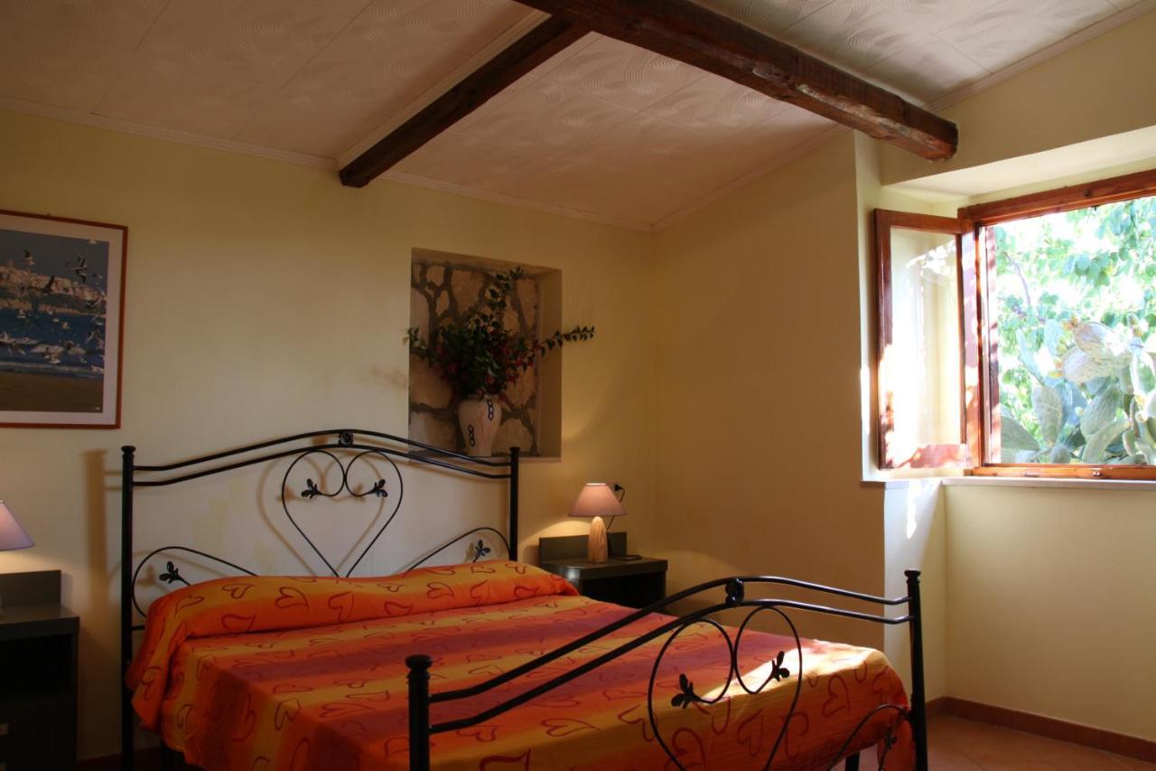 Residence Gli Stingi Βιέστε Εξωτερικό φωτογραφία