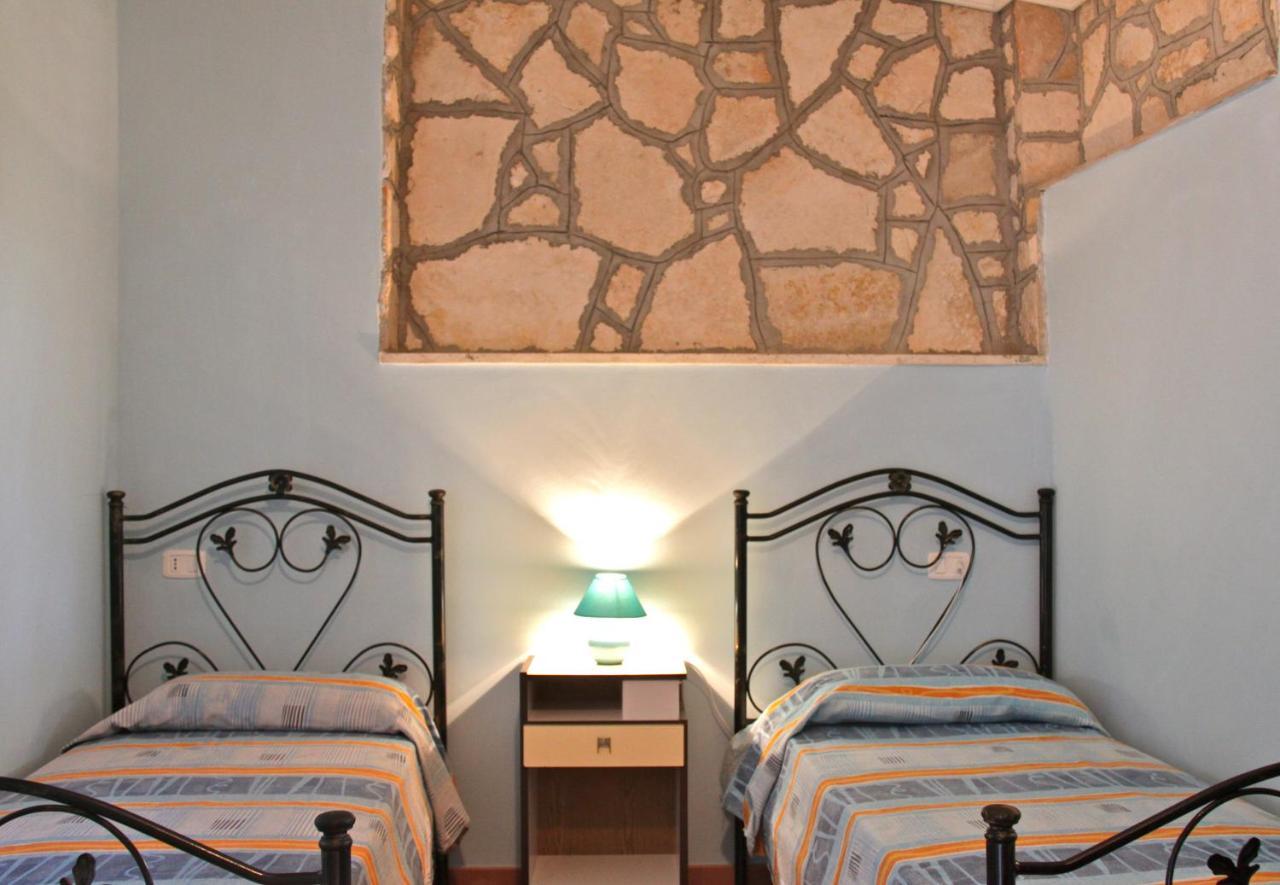 Residence Gli Stingi Βιέστε Εξωτερικό φωτογραφία